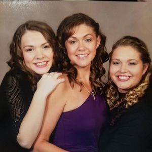 Meet your Posher, Holly